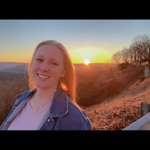 Meet your Posher, Allison